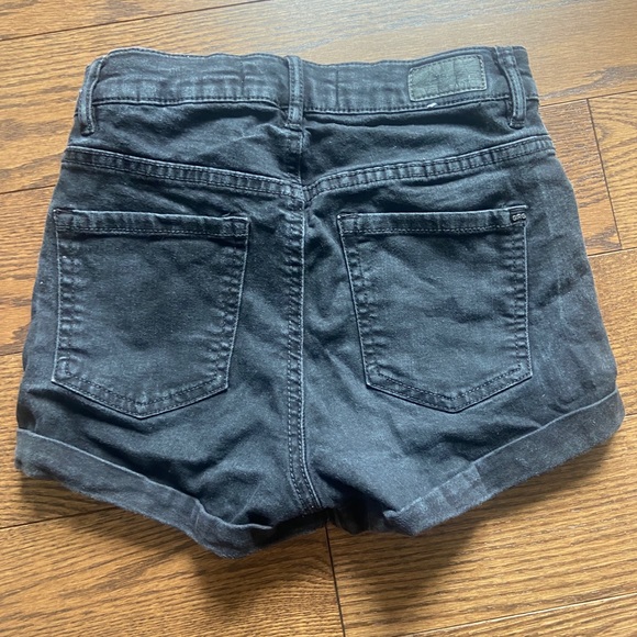 Black jean shorts - Picture 2 of 3